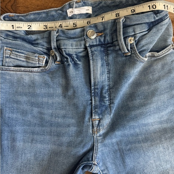 Good American Good Straight in Indigo033 Size 2/26
GS873T - Picture 8 of 8